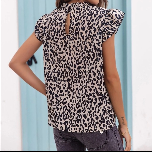 Boho leopard print mock neck blouse - Picture 2 of 6